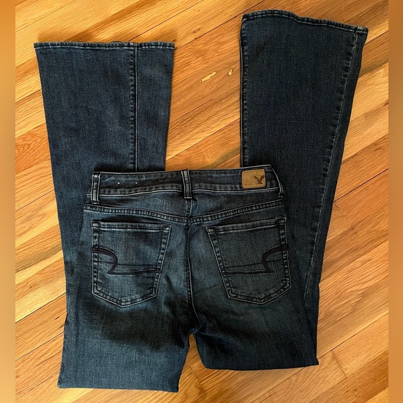 American Eagle flare jeans - Picture 2 of 3